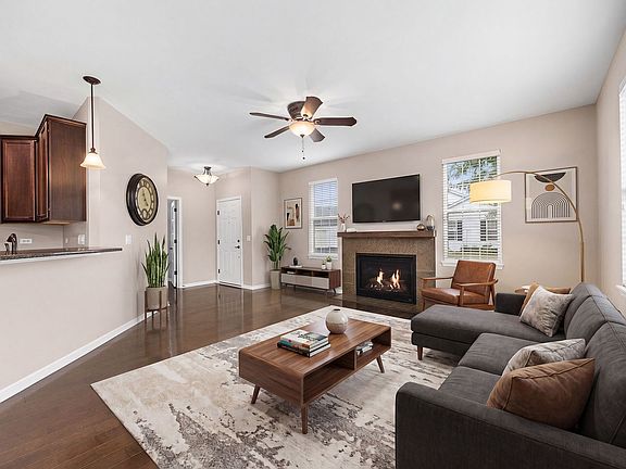 5th image of 1753 Hannah Ln #1753