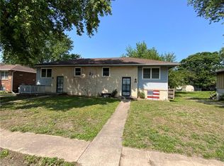 3012-3014 N 155th Ter, Basehor, KS 66007