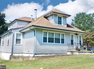 23 Walnut Ln, Clementon, NJ 08021