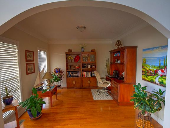 3rd image of 3357 Whispering Oaks Dr