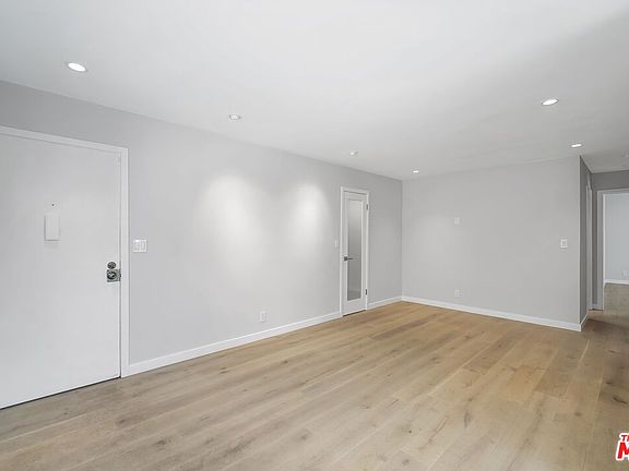 2nd image of 1112 N Olive Dr APT 1