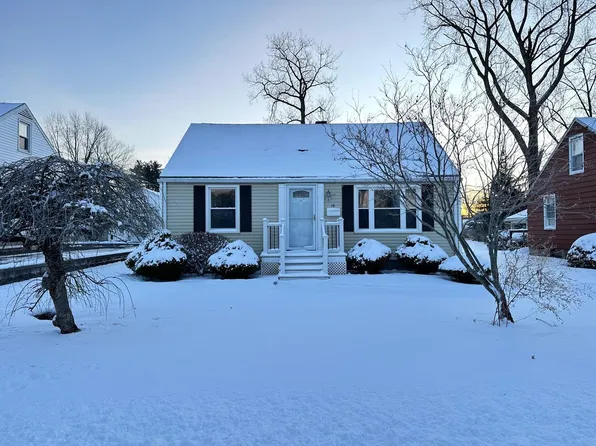 18 Ohear Ave, Enfield, CT 06082