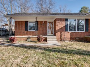 1304 Hamilton Dr, Murfreesboro, TN 37129