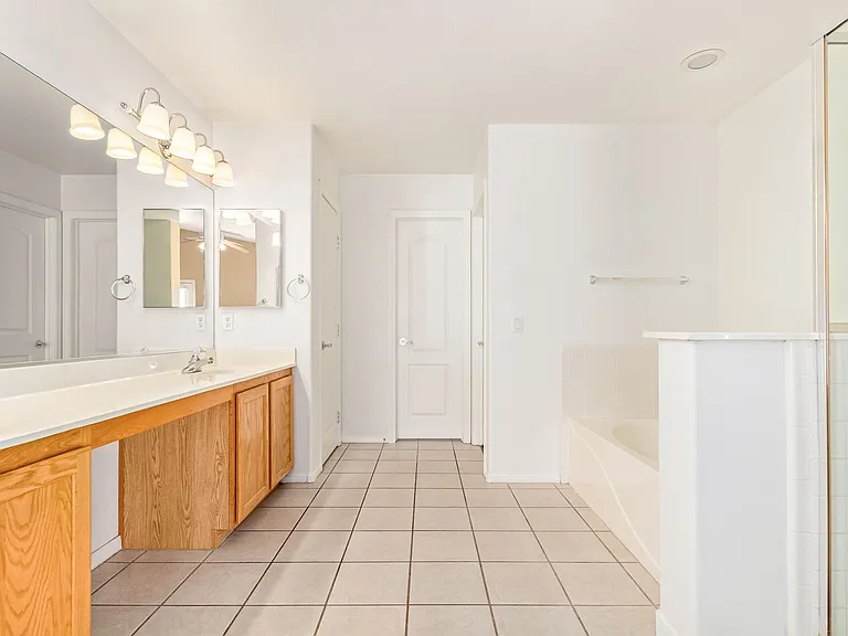 1477 Rancho Ridge Dr — Photo 20
