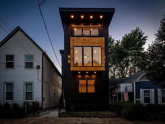 2nd image of 112 Ward Ave