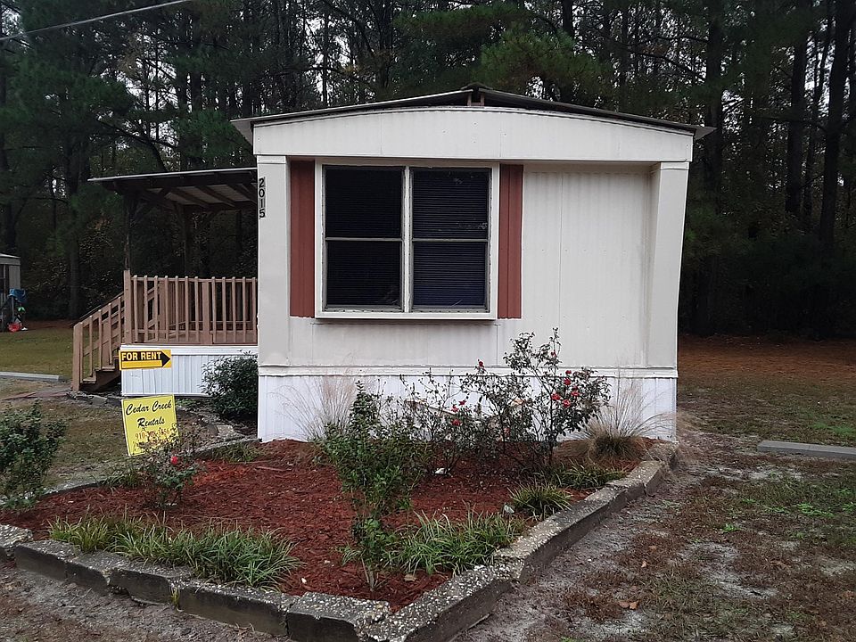 2015 Catman rd outside flower garden