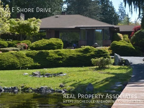 16002 E Shore Dr, Lynnwood, WA 98087