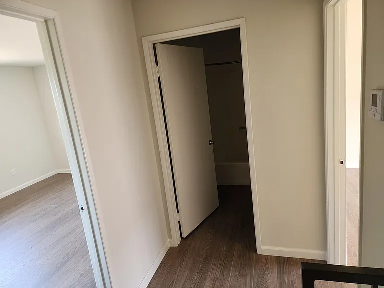 4353 Howard Ave — Photo 19