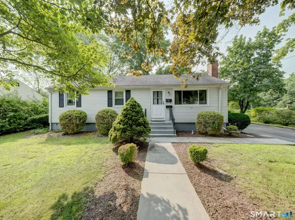 11 Forest Lane, Bloomfield, CT 06002
