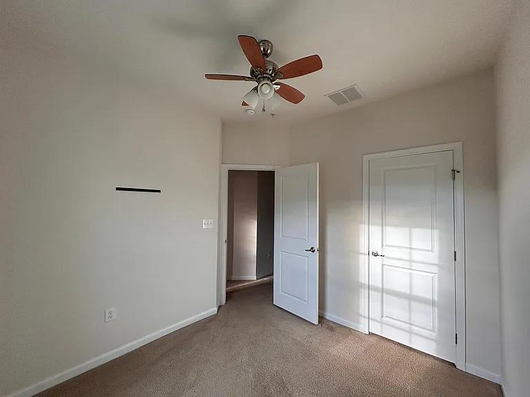 8071 Locust Mill St — Photo 33