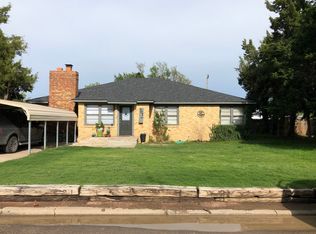 307 Garrett Ave, Gruver, TX 79040