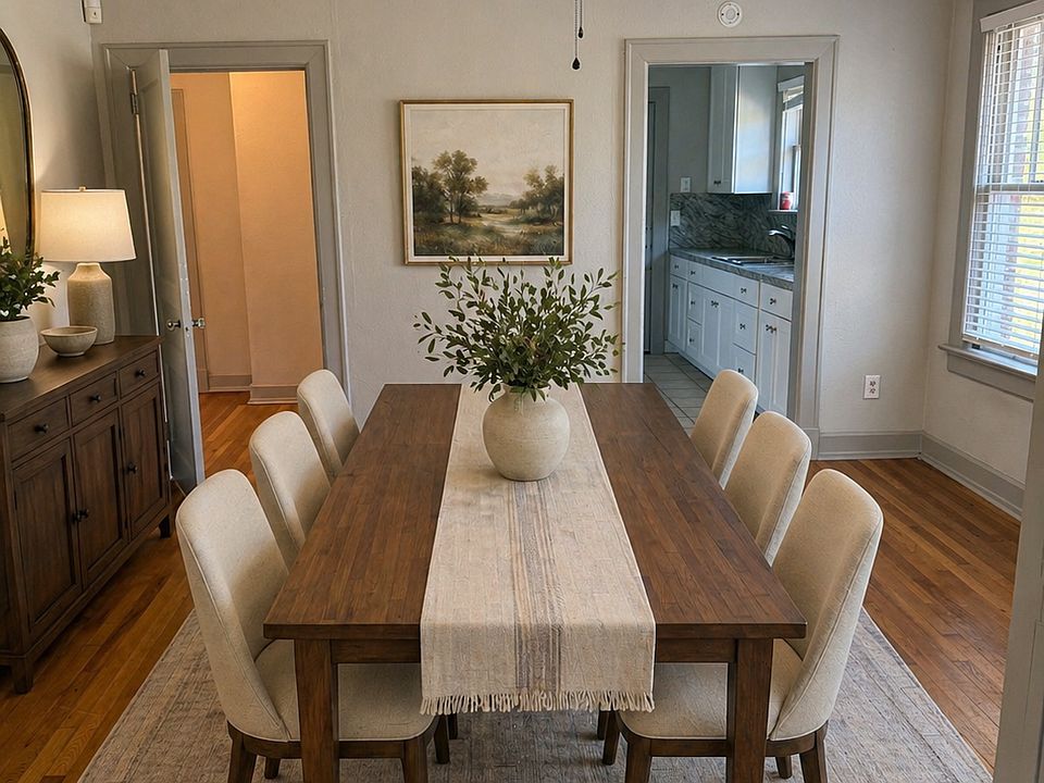 Formal dining room