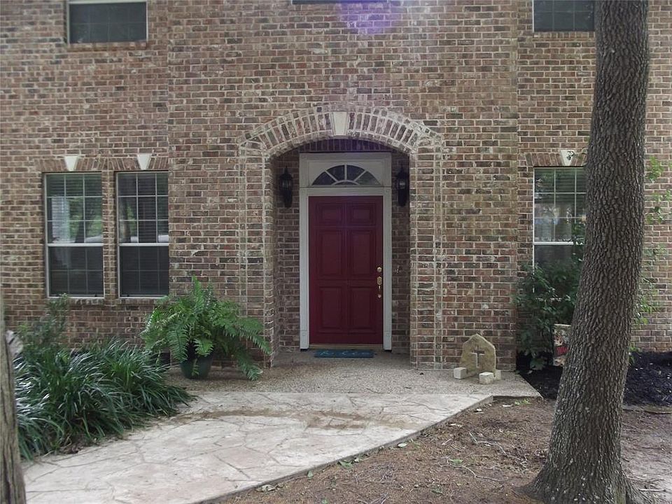 1st image of 680 W Briarwood Dr