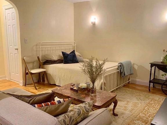 2nd image of 35 Brevoort Pl #1R