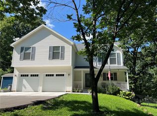 16050 Santa Fe Trl, Leavenworth, KS 66048