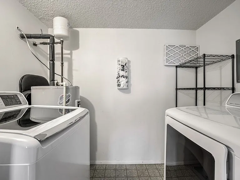 997C Heather Ridge Dr #3C — Photo 13