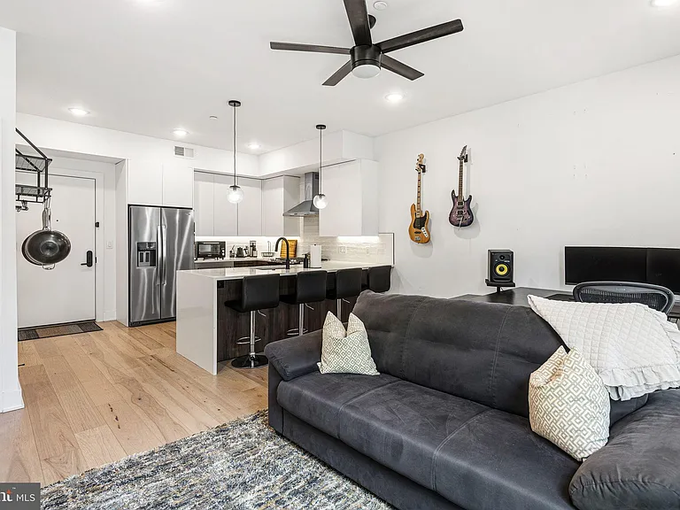 1723 Francis St #3D — Photo 4