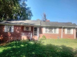 208 Greenacre Rd, Greenville, SC 29607