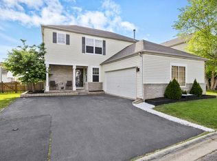 178 Coreopsis Ct, Romeoville, IL 60446