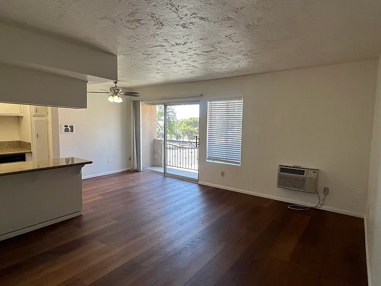 7555 Linda Vista Rd #31 — Photo 12