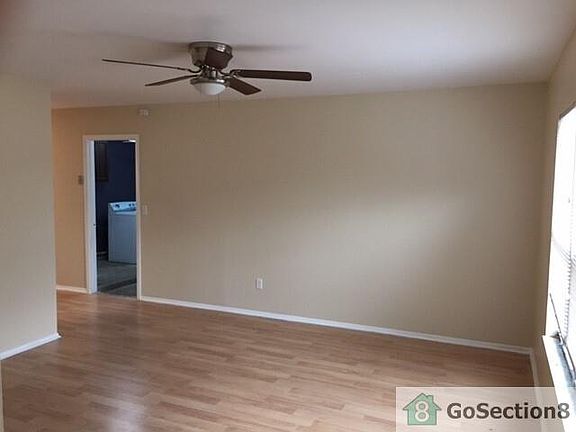 2nd image of 1850 SE Aneci St