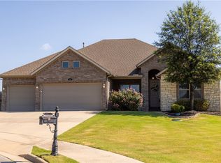 502 Starview Cir, Cave Springs, AR 72718
