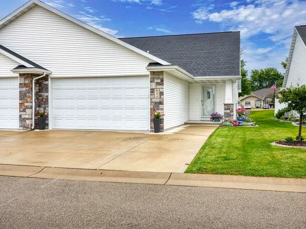 806 Schelfhout Ln, Kimberly, WI 54136