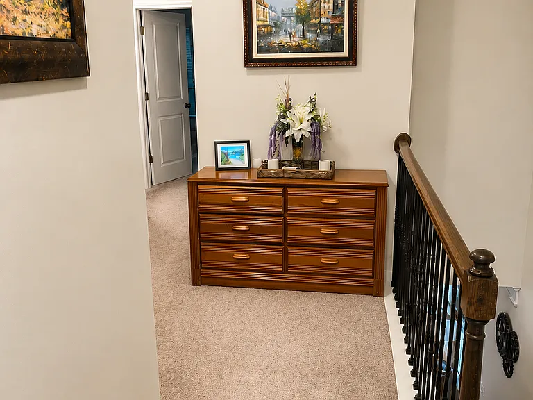 6245 Thorncrest Dr — Photo 9