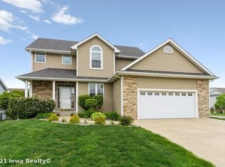 1400 SE Rosenkranz Dr, Waukee, IA 50263
