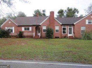 412 E Bay St, Jesup, GA 31546
