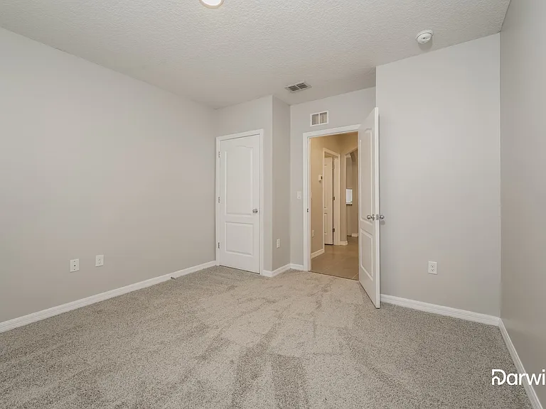 203 Bella Dr — Photo 9