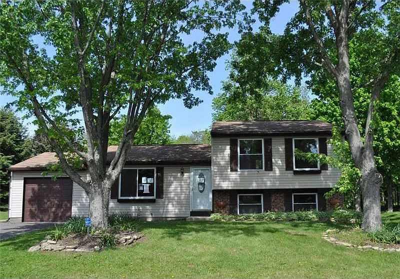 1st image of 104 Westrock Farm Dr