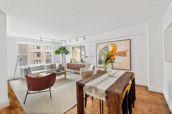 Sold by Compass | media 1