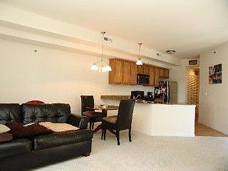 3rd image of 6400 N Northwest Hwy APT 215