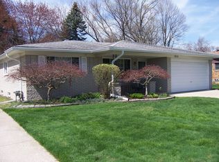 45631 Custer Ave, Utica, MI 48317