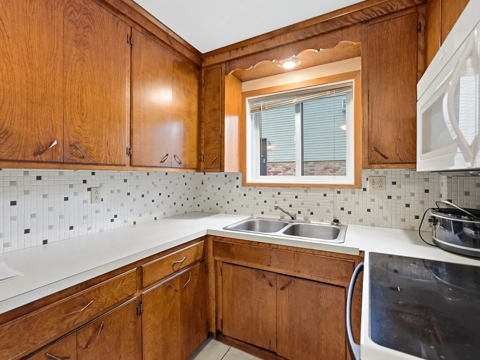 1 bed, 650 sqft, $800 — Photo 2