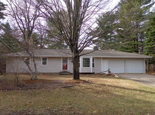3220 Feltz Ave, Stevens Point, WI 54481