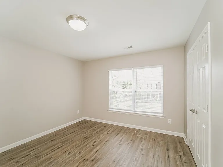 16826 Macanthra Dr — Photo 15