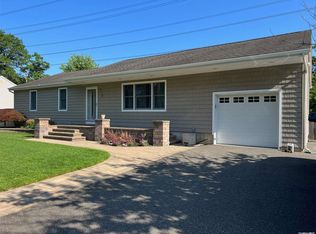 510 Michigan St, Ronkonkoma, NY