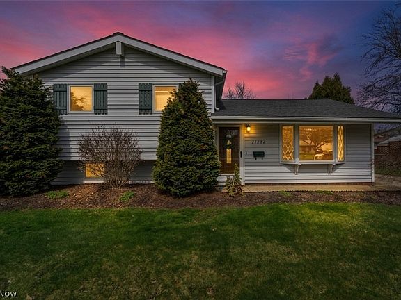 2nd image of 24282 Fairlawn Dr