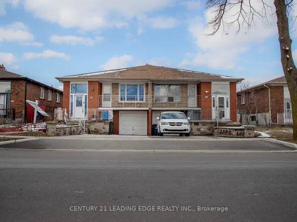 34 Petiole Rd, Toronto, ON M3N 2B4