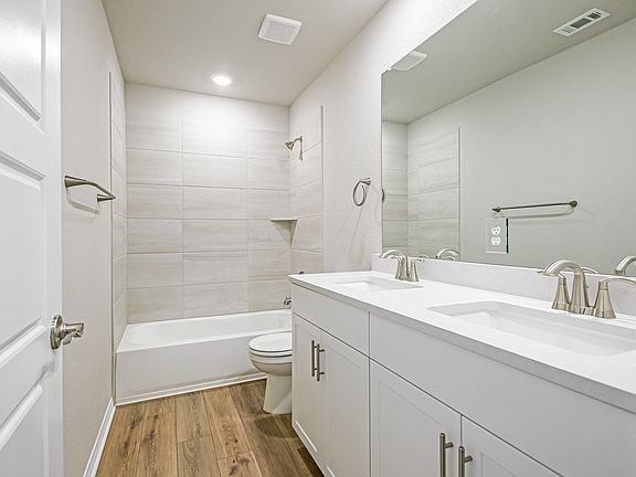 The Pearl 452 Floorplan