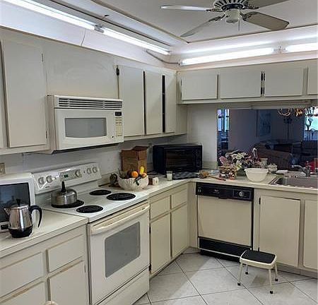 5th image of 2606 NW 104th Ave APT 108