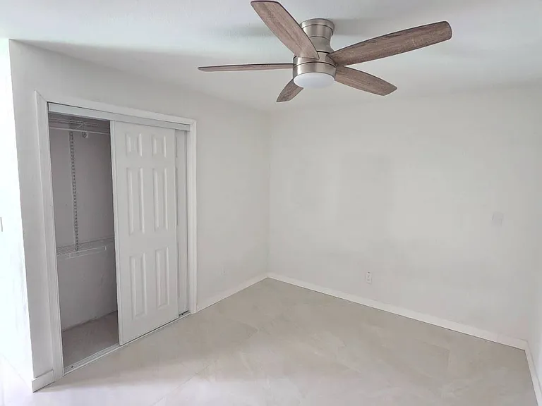 7100 McClellan St — Photo 2