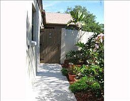 1st image of 3449 Beekman Pl