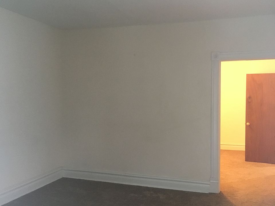 1st image of 4075 Schiller Pl