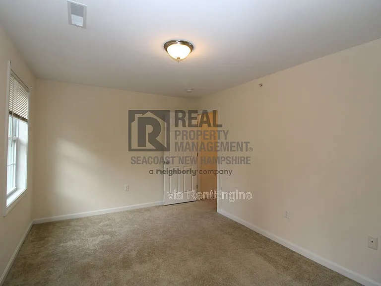 4 Waverly Dr — Photo 12
