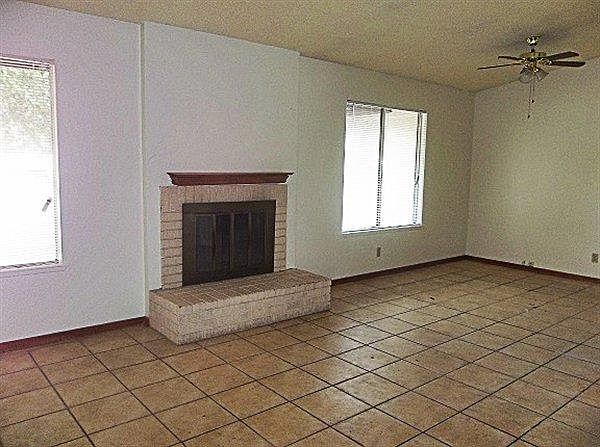 1st image of 3891 Calle De Benito