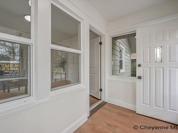 5th image of 3314 Dey Ave