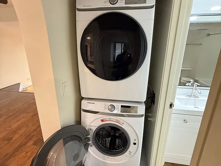 521 Hahaione St #19G — Photo 4
